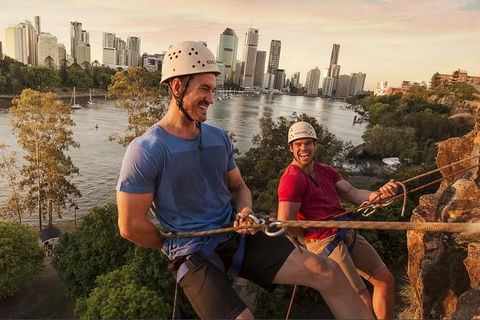 Abseiling The Kangaroo Point Cliffs In Brisbane - Kalgoorlie Accommodation 5