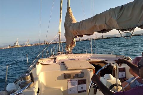 Townsville Small Group Early Morning Sailing Cruise Boat Tour Charter Hire - Kalgoorlie Accommodation 3
