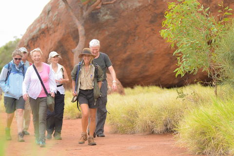Full Uluru Base Walk At Sunrise Including Breakfast - Kalgoorlie Accommodation 3