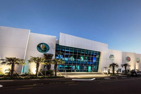 Cairns Aquarium Family Ticket - Kalgoorlie Accommodation 2