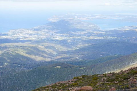 Hobart City Flight Including Mt Wellington And Derwent River - Kalgoorlie Accommodation 4