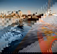 Melbourne Sunset Kayaking Experience with Dinner - Kalgoorlie Accommodation