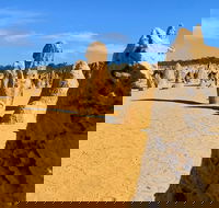 Pinnacles Desert Private Day Tour - Kalgoorlie Accommodation