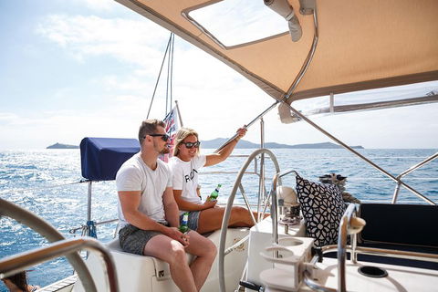1-Night Whitsundays Private Charter Aboard Cruising Yacht Milady - Kalgoorlie Accommodation 3