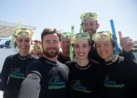 Great Barrier Reef Day Cruise To Reefworld - Kalgoorlie Accommodation 4