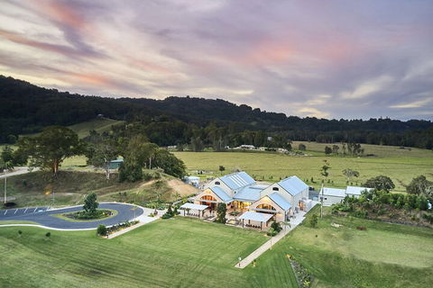 The Tweed Distiller - Kalgoorlie Accommodation 4