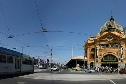 Central Melbourne Walking Tour - Kalgoorlie Accommodation 2