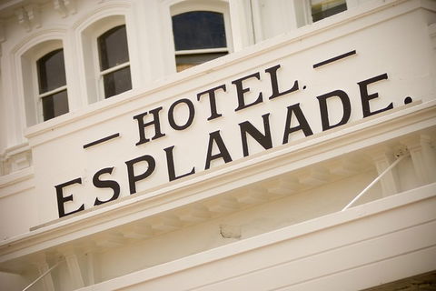 Live Music Melbourne Bus Tour - Kalgoorlie Accommodation 0